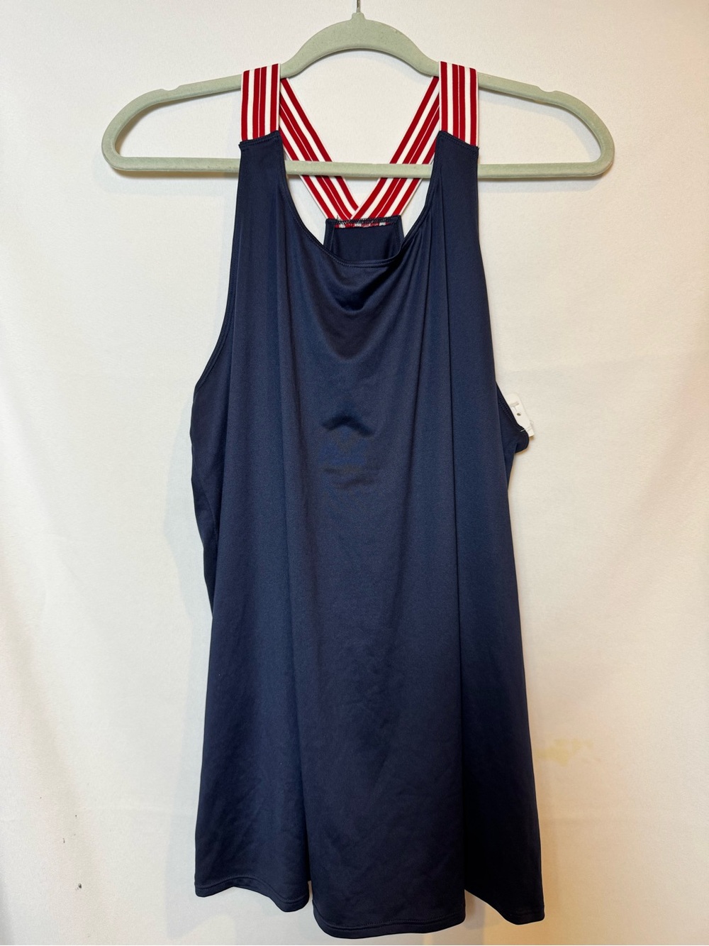 NWT Xersion Athletic Tank with Red & White Strappy Back Woman XL